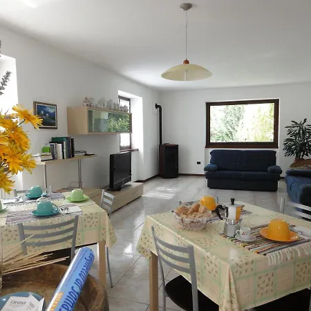 Carunei Bed & Breakfast Poggiridenti