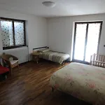 Panzió Carunei Poggiridenti