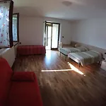 Carunei Panzió Poggiridenti