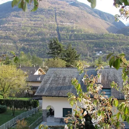 Carunei Bed & Breakfast *